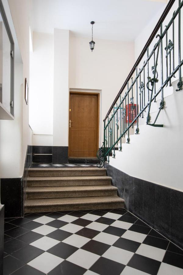 Theatre Square Apartments Novi Sad Extérieur photo