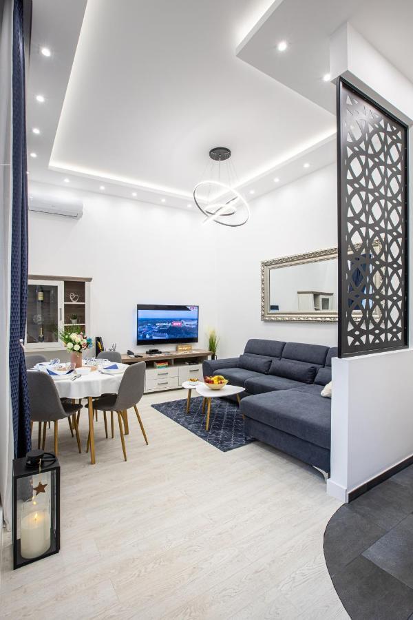 Theatre Square Apartments Novi Sad Extérieur photo