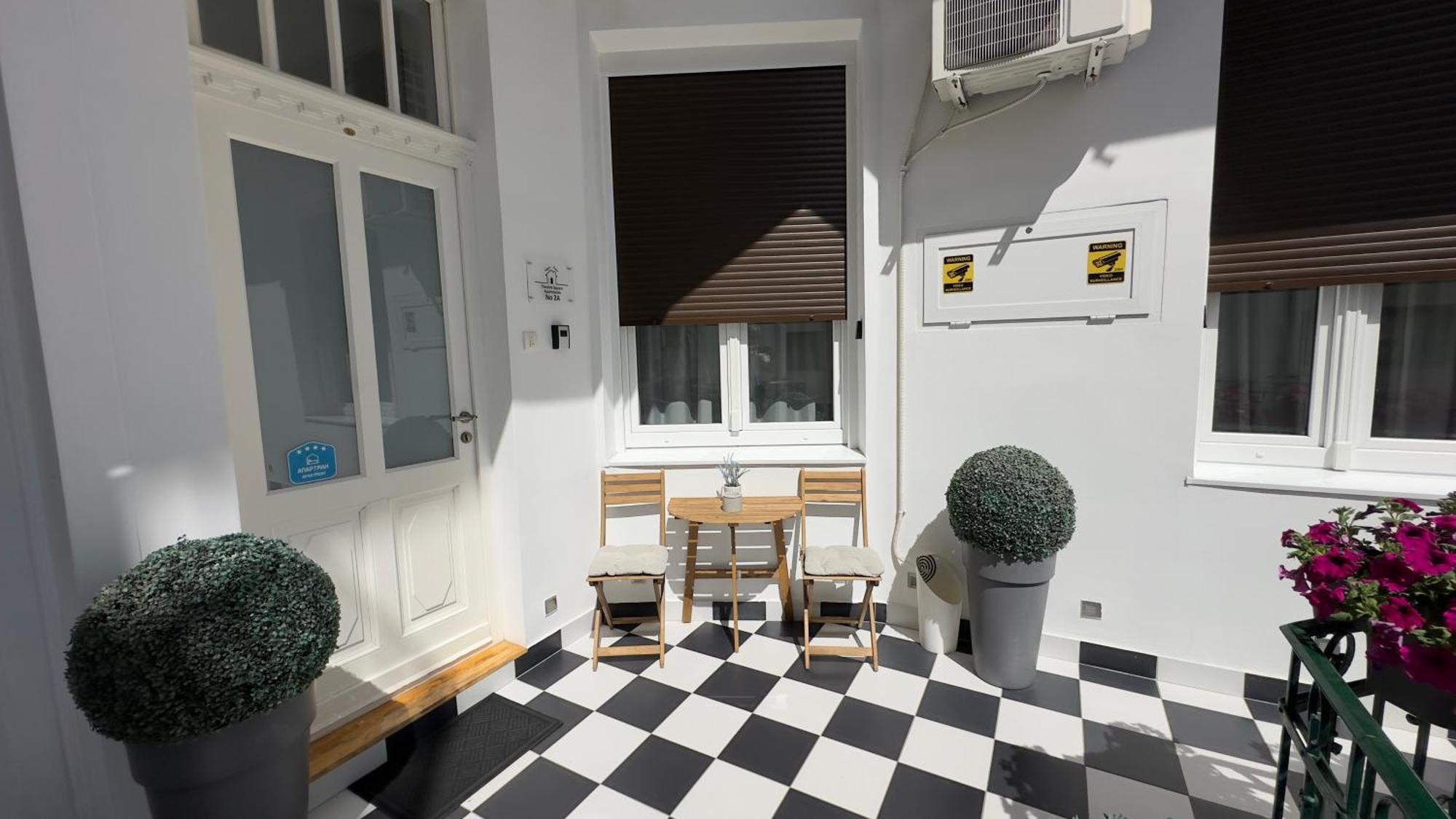 Theatre Square Apartments Novi Sad Extérieur photo